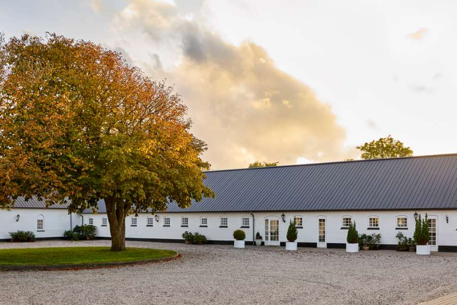 Stål og sjæl mødes på Egholm Vestergaard, Egholm Vestergaard, Egholm 57, 9000 Aalborg